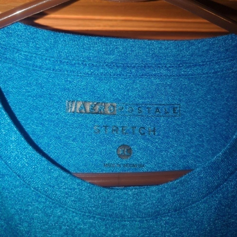 Performance tee - Picture 3 of 11